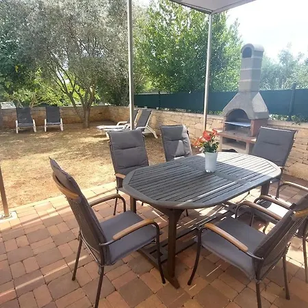 Apartma Luna Banjole * Pula