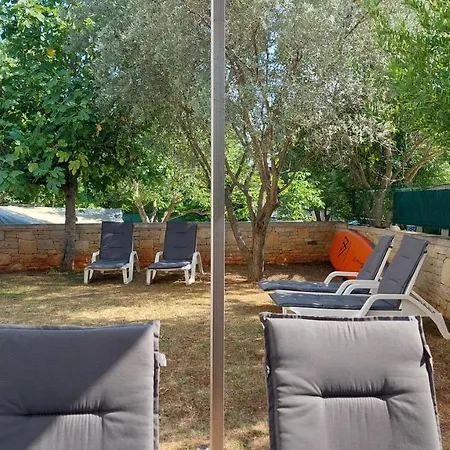 Apartma Luna Banjole *
